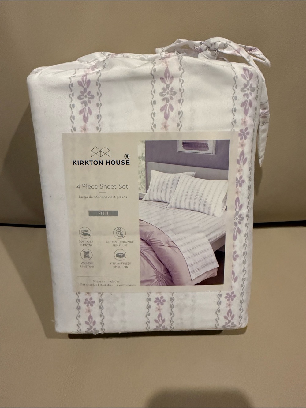 Kirkton House Full Sheet Set in White with Light Purple Stripe